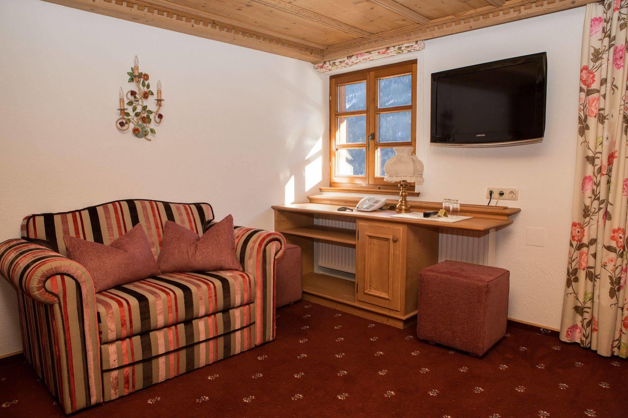 Chalet Brunnenhof Sankt Anton am Arlberg Luaran gambar