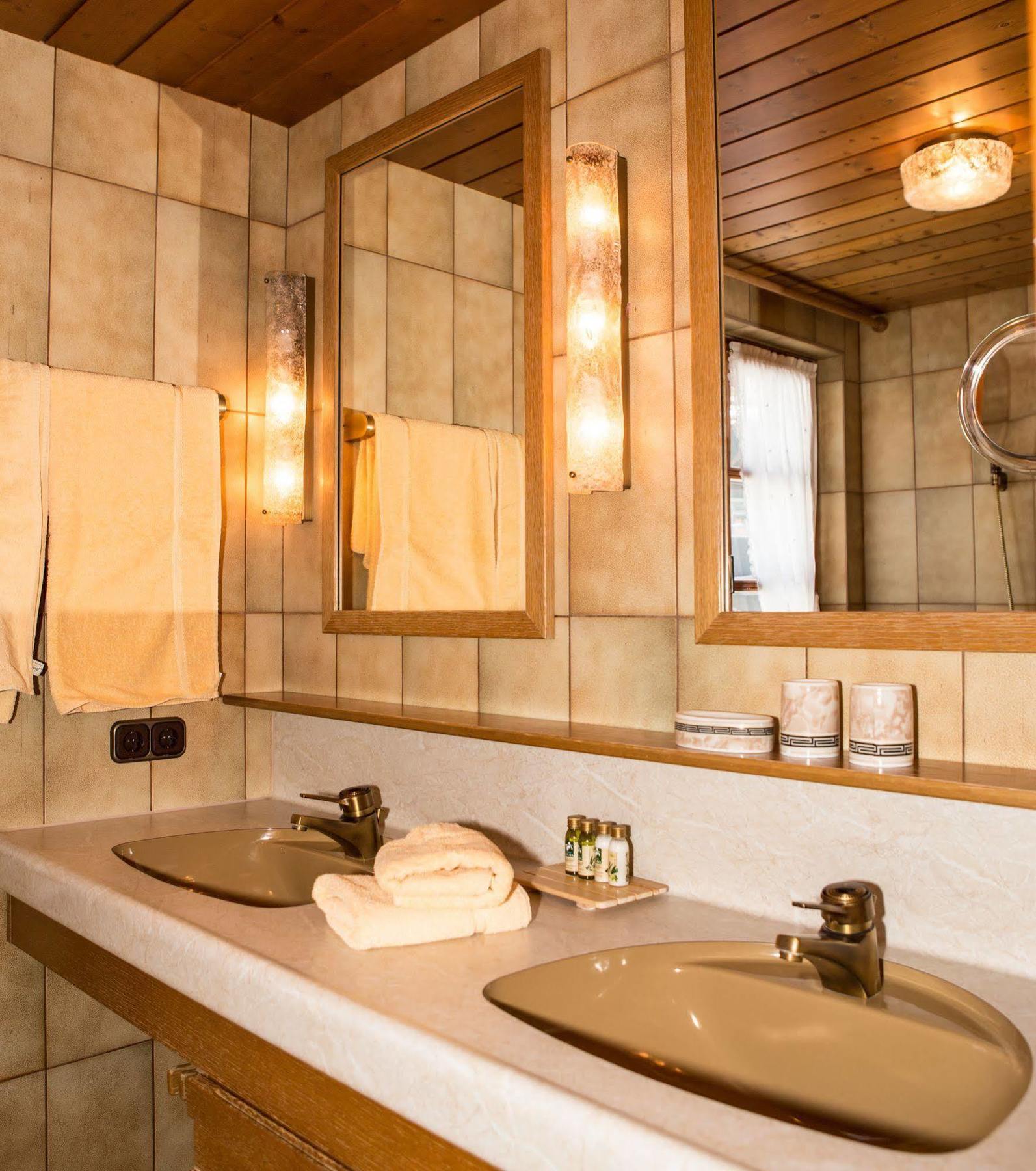 Chalet Brunnenhof Sankt Anton am Arlberg Luaran gambar