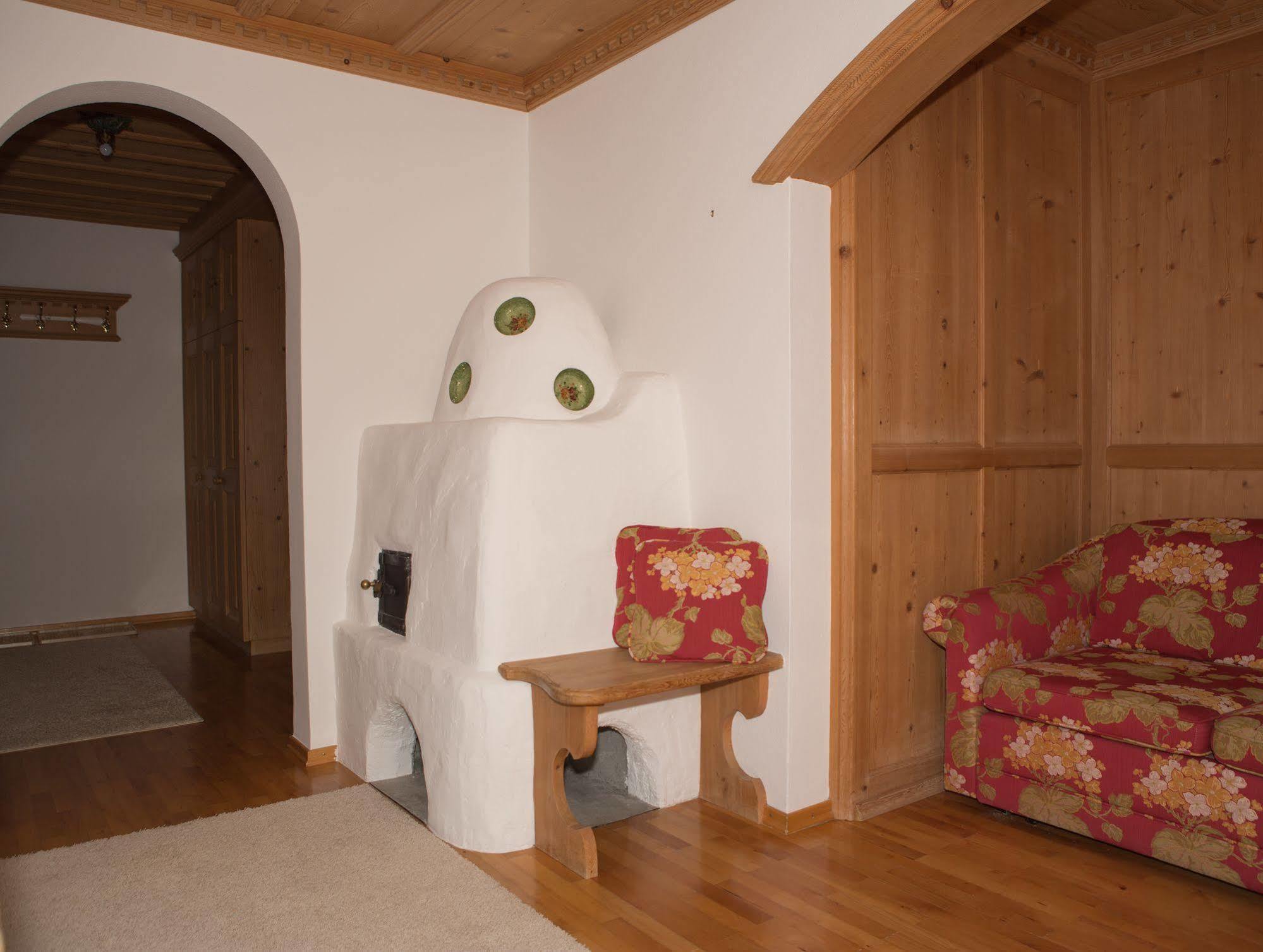 Chalet Brunnenhof Sankt Anton am Arlberg Luaran gambar