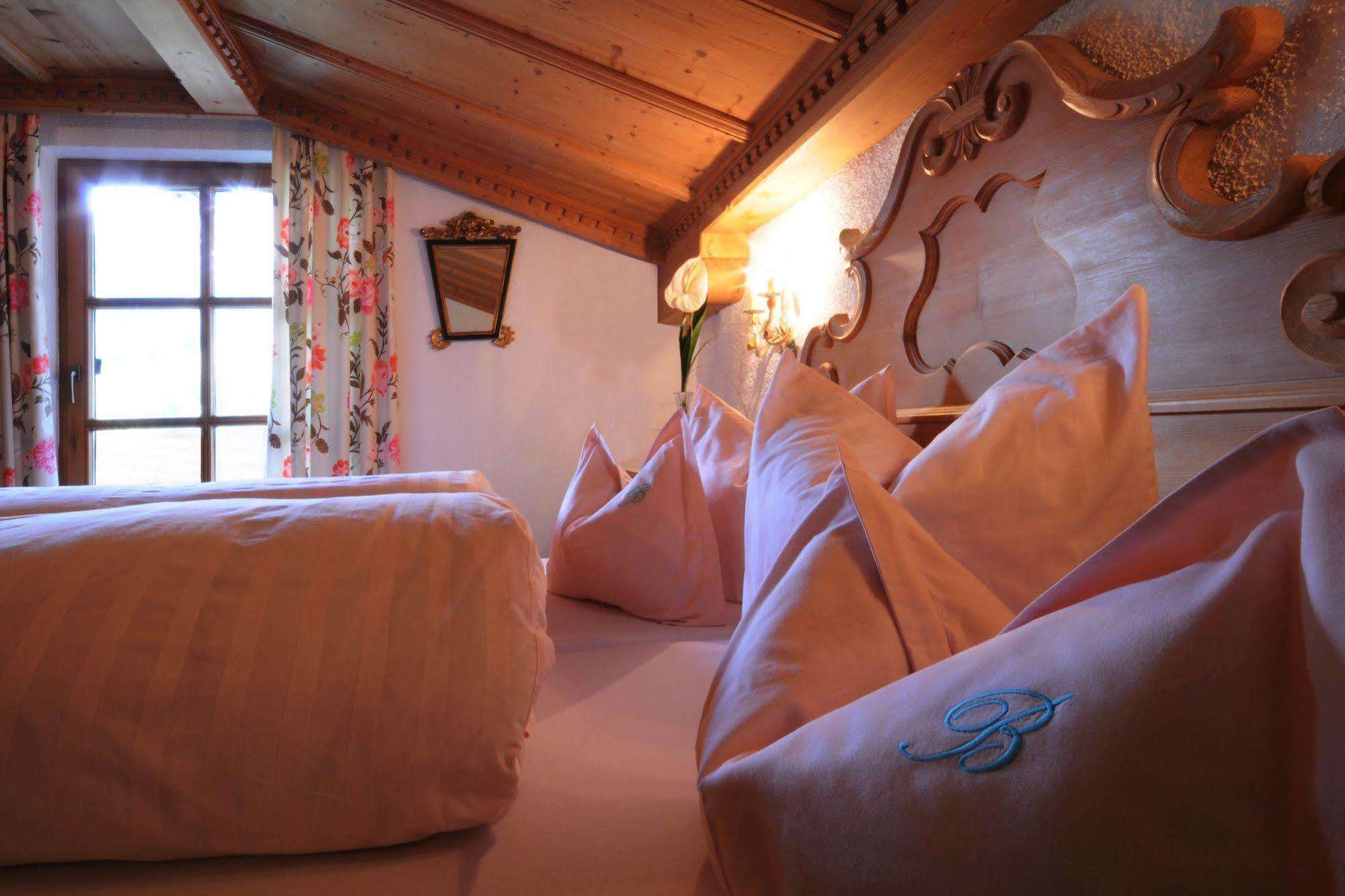 Chalet Brunnenhof Sankt Anton am Arlberg Luaran gambar